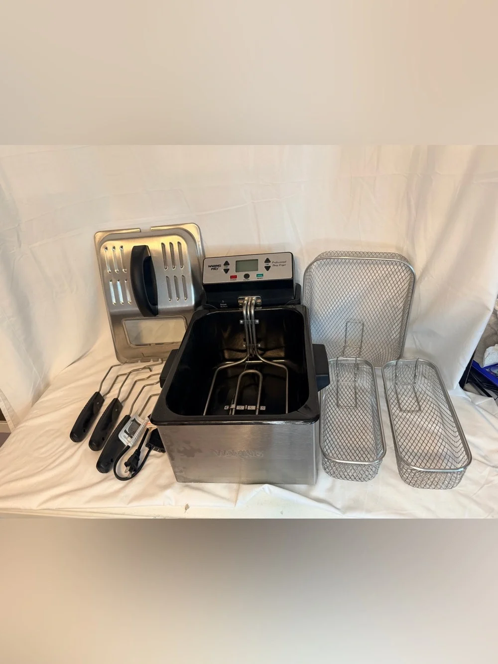 Waring Pro Deep Fryer Professional DF280 4qt Stainless Steel 3 Baskets